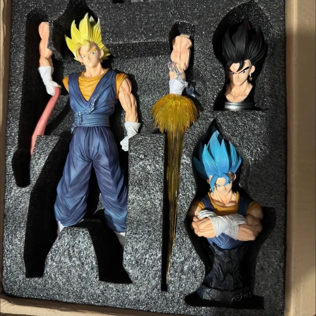 Set di Action Figure Anime War - Cosplay Prop Display recensione e prezzo